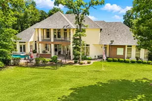 299 St Andrews Dr, Mabank, TX 75156 - Photo 2