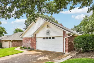 5508 Timber Green Dr, Arlington, TX 76016 - Photo 2