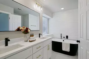 1653 Crosshaven Dr, Lewisville, TX 75077 - Photo 18