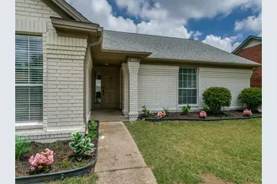 1653 Crosshaven Drive, Lewisville, TX 75077 - Photo 4