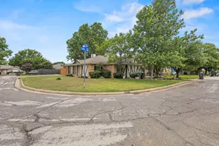 2526 Lido Ln, Arlington, TX 76015 - Photo 4