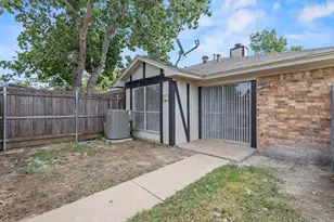 2526 Lido Ln, Arlington, TX 76015 - Photo 22