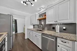 8920 Kincaid Dr, Benbrook, TX 76116 - Photo 16
