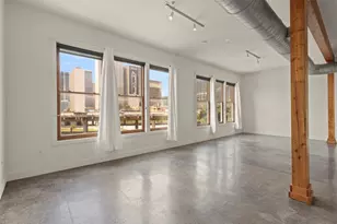 2502 Live Oak St, Dallas, TX 75204 - Photo 6