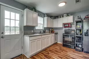 411 W Houston St, Leonard, TX 75452 - Photo 8