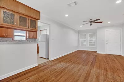 4309 Curzon Avenue, Fort Worth, TX 76107 - Photo 6
