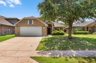 4604 Fern Valley Dr, Fort Worth, TX 76244 - Photo 2