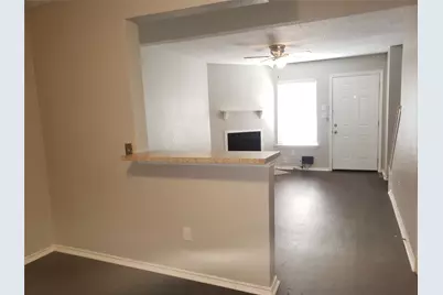 644 S Rogers Road, Irving, TX 75060 - Photo 10