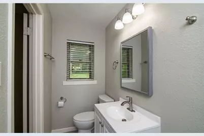 2416 Hillview Drive, Fort Worth, TX 76119 - Photo 18