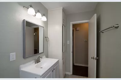 2416 Hillview Drive, Fort Worth, TX 76119 - Photo 14