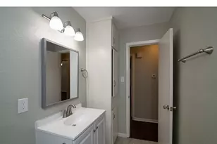 2416 Hillview Dr, Fort Worth, TX 76119 - Photo 14