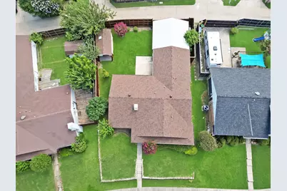 1929 Avignon Court, Carrollton, TX 75007 - Photo 28