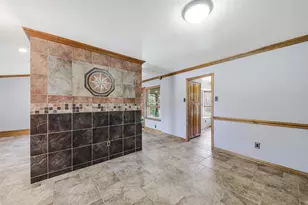1929 Avignon Ct, Carrollton, TX 75007 - Photo 10