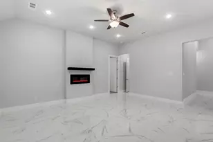 2217 S Peachtree Ct, Denison, TX 75020 - Photo 8