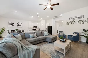 14065 Ilderton St, Pilot Point, TX 76258 - Photo 4