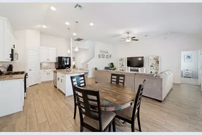 14065 Ilderton Street, Pilot Point, TX 76258 - Photo 6