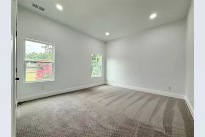 210 Silverleaf Drive, Fort Worth, TX 76112 - Photo 22