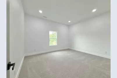 210 Silverleaf Drive, Fort Worth, TX 76112 - Photo 26