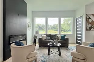 210 Silverleaf Dr, Fort Worth, TX 76112 - Photo 8