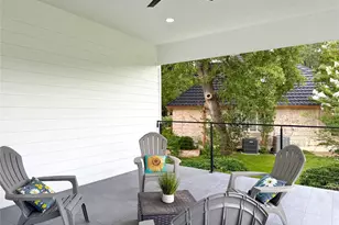 210 Silverleaf Dr, Fort Worth, TX 76112 - Photo 30