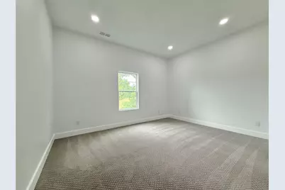 210 Silverleaf Drive, Fort Worth, TX 76112 - Photo 18