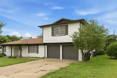 1732 Sheffield Place, Fort Worth, TX 76112 - Photo 2