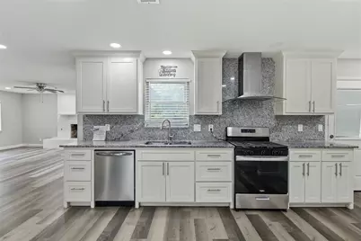 1732 Sheffield Place, Fort Worth, TX 76112 - Photo 6