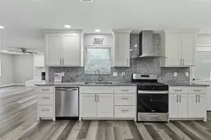1732 Sheffield Pl, Fort Worth, TX 76112 - Photo 6