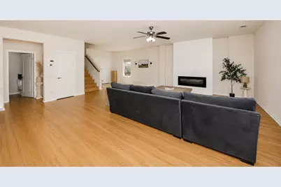 256 Natalie Drive, Grand Prairie, TX 75051 - Photo 8