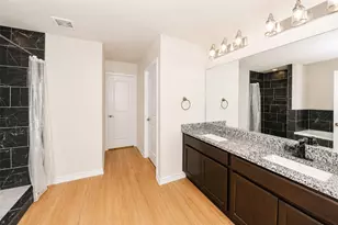256 Natalie Dr, Grand Prairie, TX 75051 - Photo 20