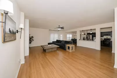 256 Natalie Drive, Grand Prairie, TX 75051 - Photo 6