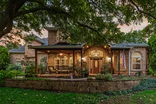 810 Cross Timbers Drive, Double Oak, TX 75077 - Photo 4