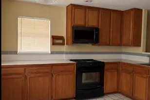 921 Sportsman Park Rd, Azle, TX 76020 - Photo 6