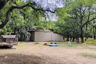 921 Sportsman Park Rd, Azle, TX 76020 - Photo 16
