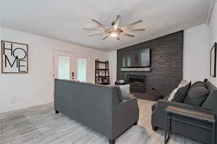 347 Quail Creek Cir, Pottsboro, TX 75076 - Photo 12