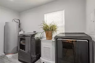 347 Quail Creek Cir, Pottsboro, TX 75076 - Photo 16