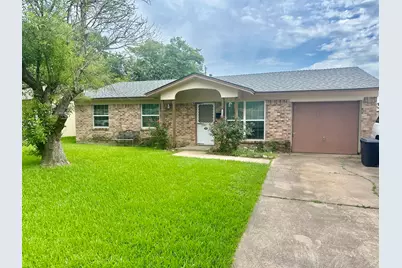 1110 Barclay Drive, Mesquite, TX 75149 - Photo 2