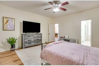 525 Oakbrook Drive, Burleson, TX 76028 - Photo 24