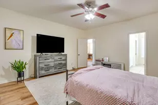 525 Oakbrook Dr, Burleson, TX 76028 - Photo 24