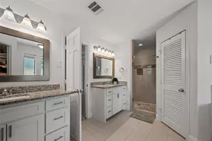 2405 Castle St, Irving, TX 75038 - Photo 14