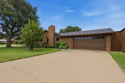 1300 Linda Court, Cleburne, TX 76033 - Photo 26