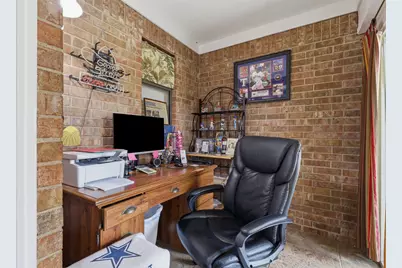 1300 Linda Court, Cleburne, TX 76033 - Photo 30