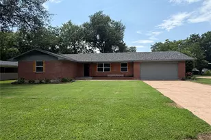 1601 San Jacinto St, Sulphur Springs, TX 75482 - Photo 1