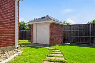 1201 Forest Green Dr, Kennedale, TX 76060 - Photo 22