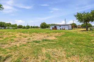 8020 S Prairie Hill St, Alvarado, TX 76009 - Photo 26