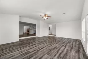 4017 Marana Dr, Granbury, TX 76048 - Photo 8
