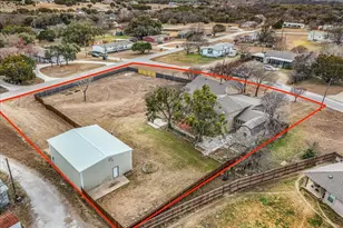 4017 Marana Dr, Granbury, TX 76048 - Photo 32