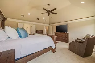 1010 Anna Cir, Granbury, TX 76048 - Photo 20