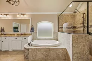 1010 Anna Cir, Granbury, TX 76048 - Photo 24