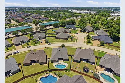 1010 Anna Circle, Granbury, TX 76048 - Photo 36
